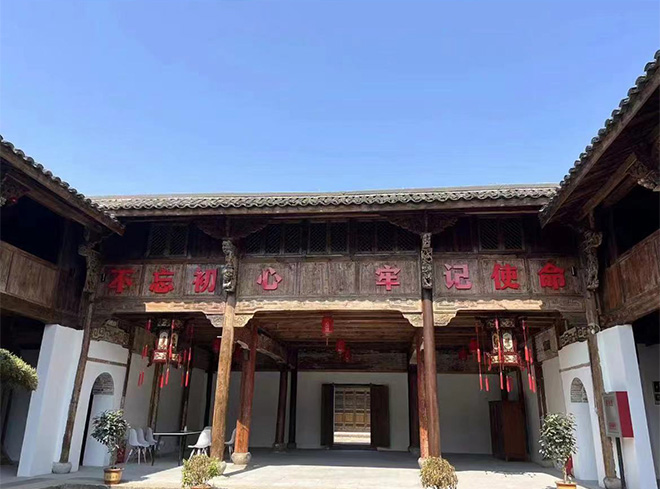 仿古门窗的主要材质 仿古门窗的胶合方法